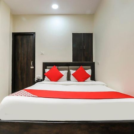 Oyo Hotel City Palace Канпур Экстерьер фото